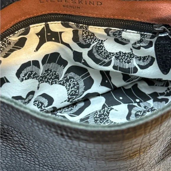 Liebeskind Berlin Leather Shoulder Bag - Picture 10 of 11